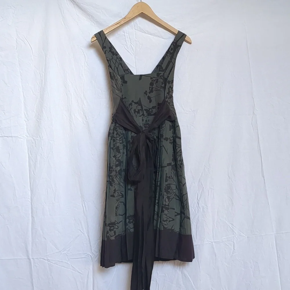 JACOB dress grey silk cotton v-neck sleeveless pleated lined dress 4 - Picture 10 of 12